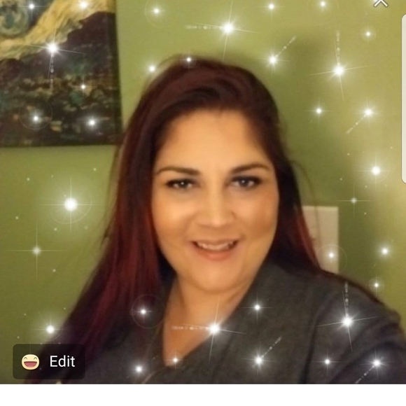 Meet your Posher, Heather - Picture 1 of 1